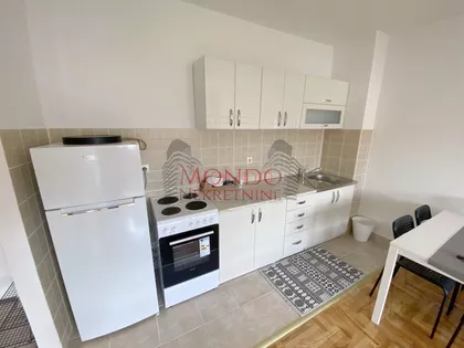 Ekonomski/Pravni Fakultet | 4zida.rs