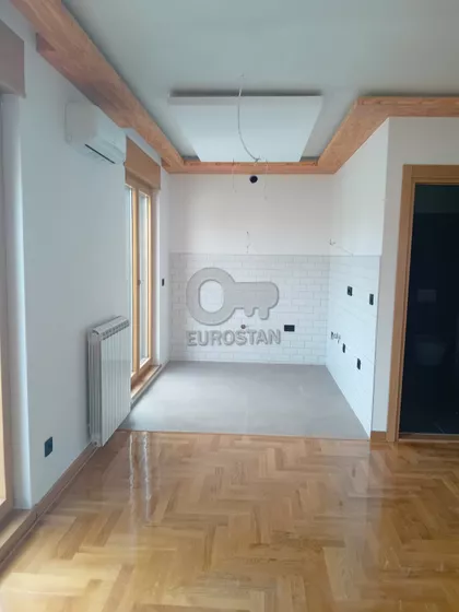 Braće Ribnikar | 4zida.rs