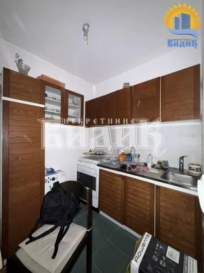 13. oktobra | 4zida.rs