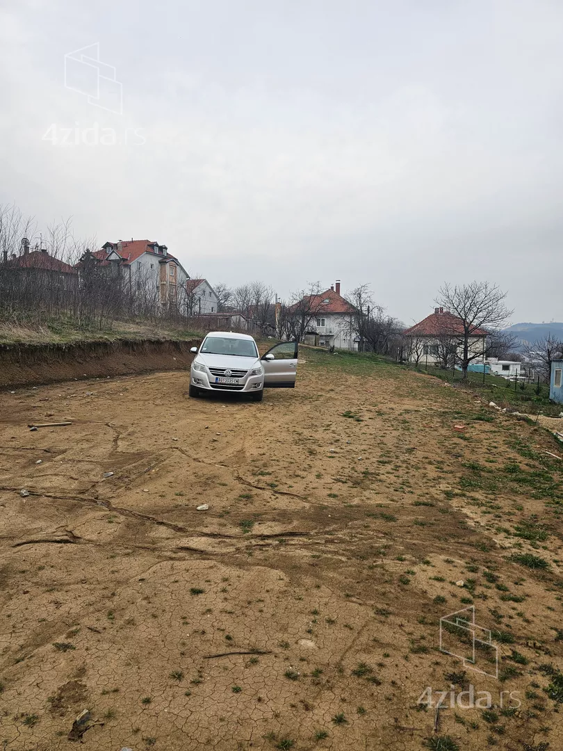 Građevinsko zemljište | 4zida