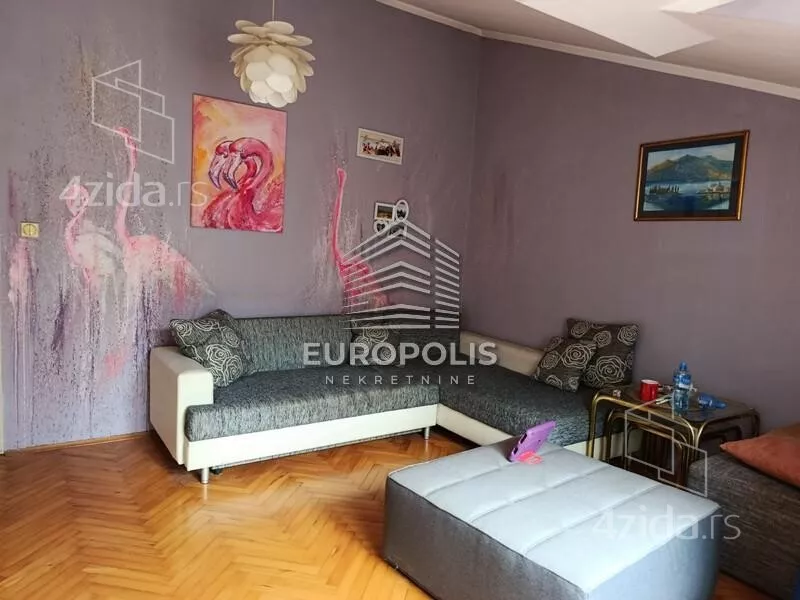 Kuća | 4zida