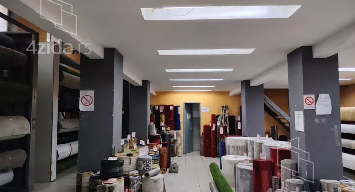Poslovni prostor | 4zida
