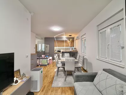 Odabašićeva | 4zida.rs