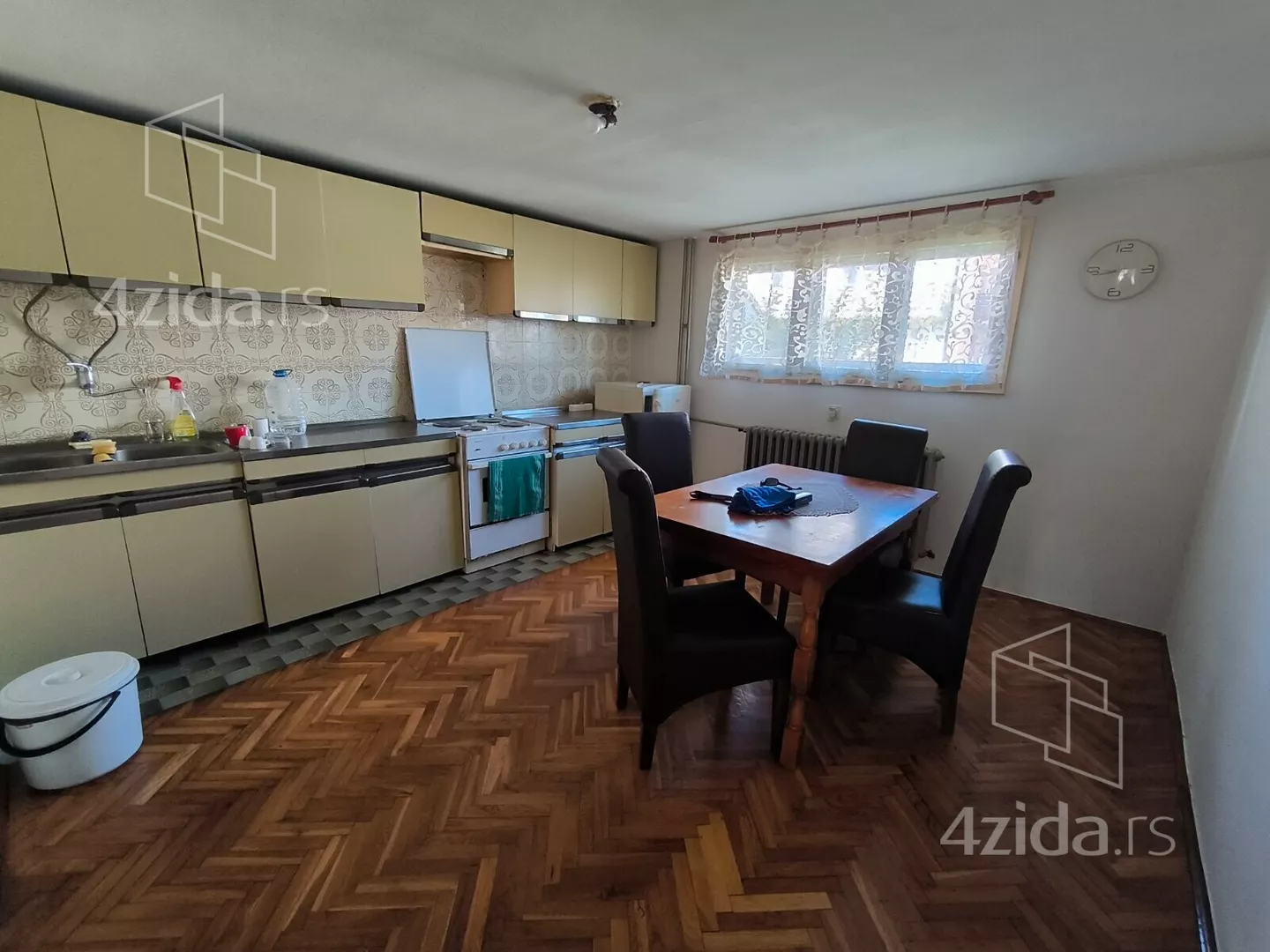 4-etažna kuća | 4zida