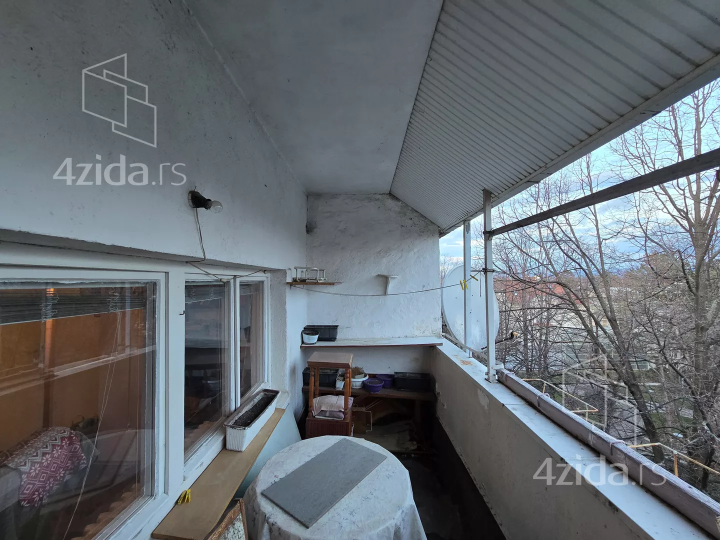 Dvoiposoban stan | 4zida