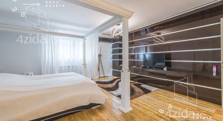 Šestosoban stan | 4zida