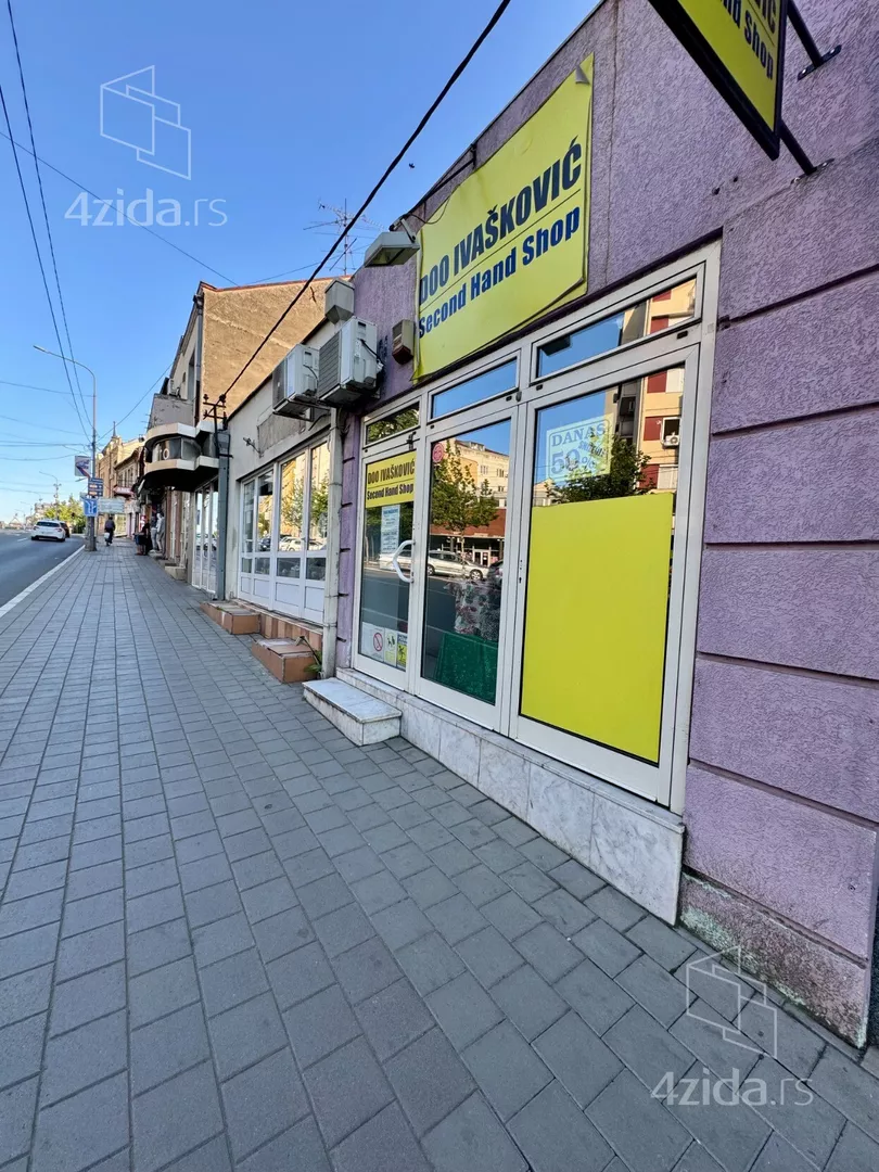 Lokal | 4zida