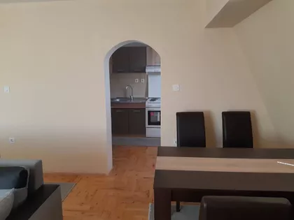 Vojvode Vuka 1a | 4zida.rs