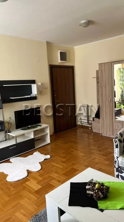 Vojislava Ilića | 4zida.rs