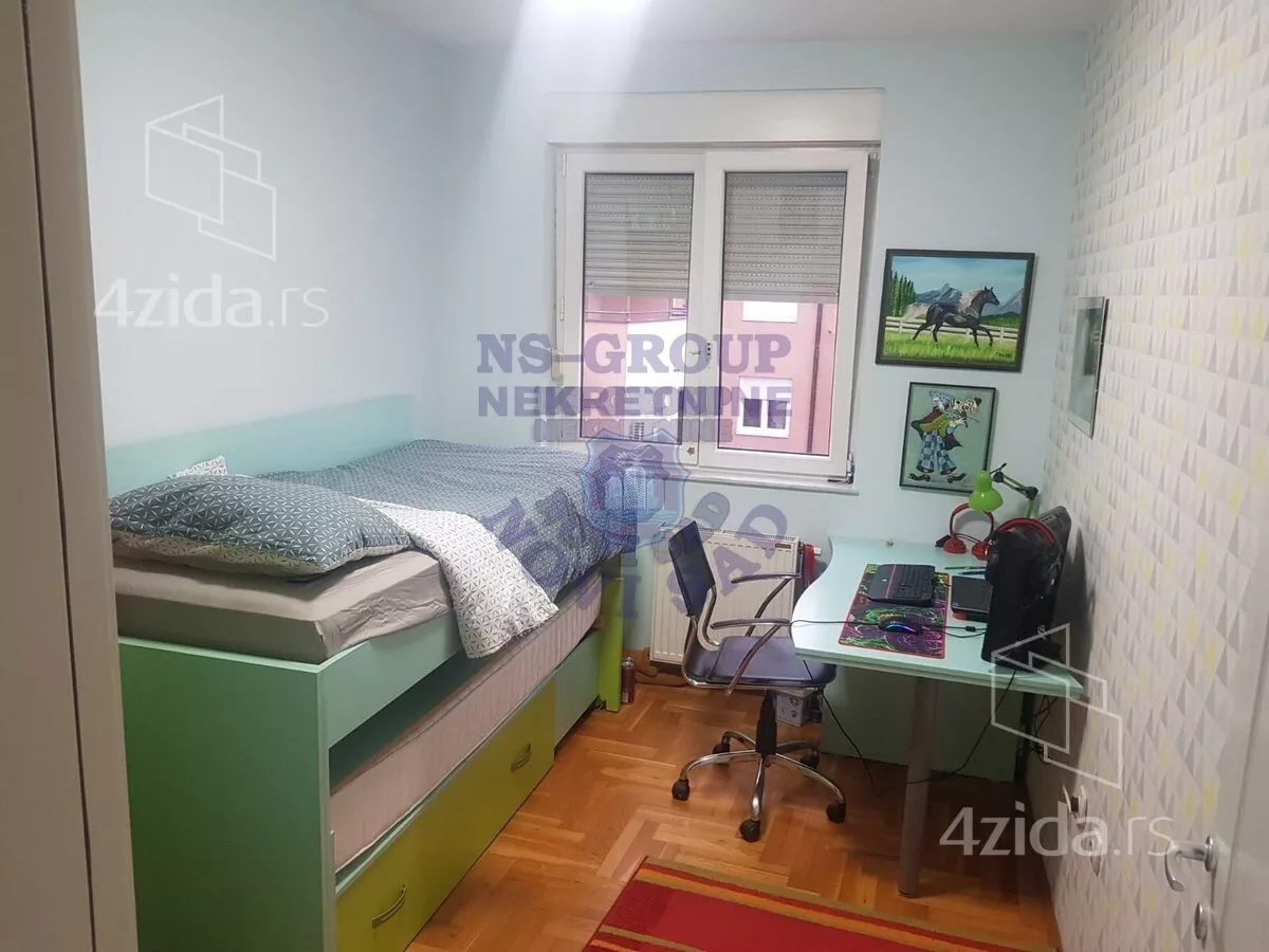 Četvorosoban stan | 4zida