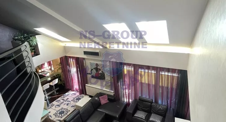 Sedmosoban stan | 4zida