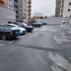 Parking | 4zida