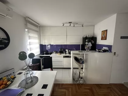 Učitelja Mihailovića | 4zida.rs