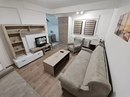 Albanske Golgote 4B | 4zida.rs