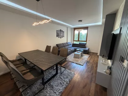 Bulevar Nemanjića 35 | 4zida.rs
