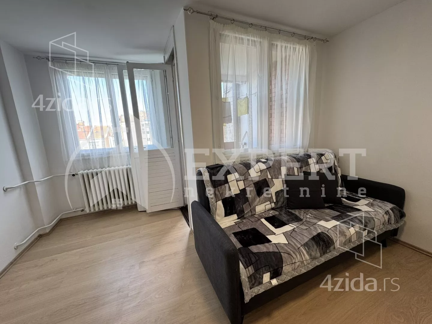 Garsonjera | 4zida