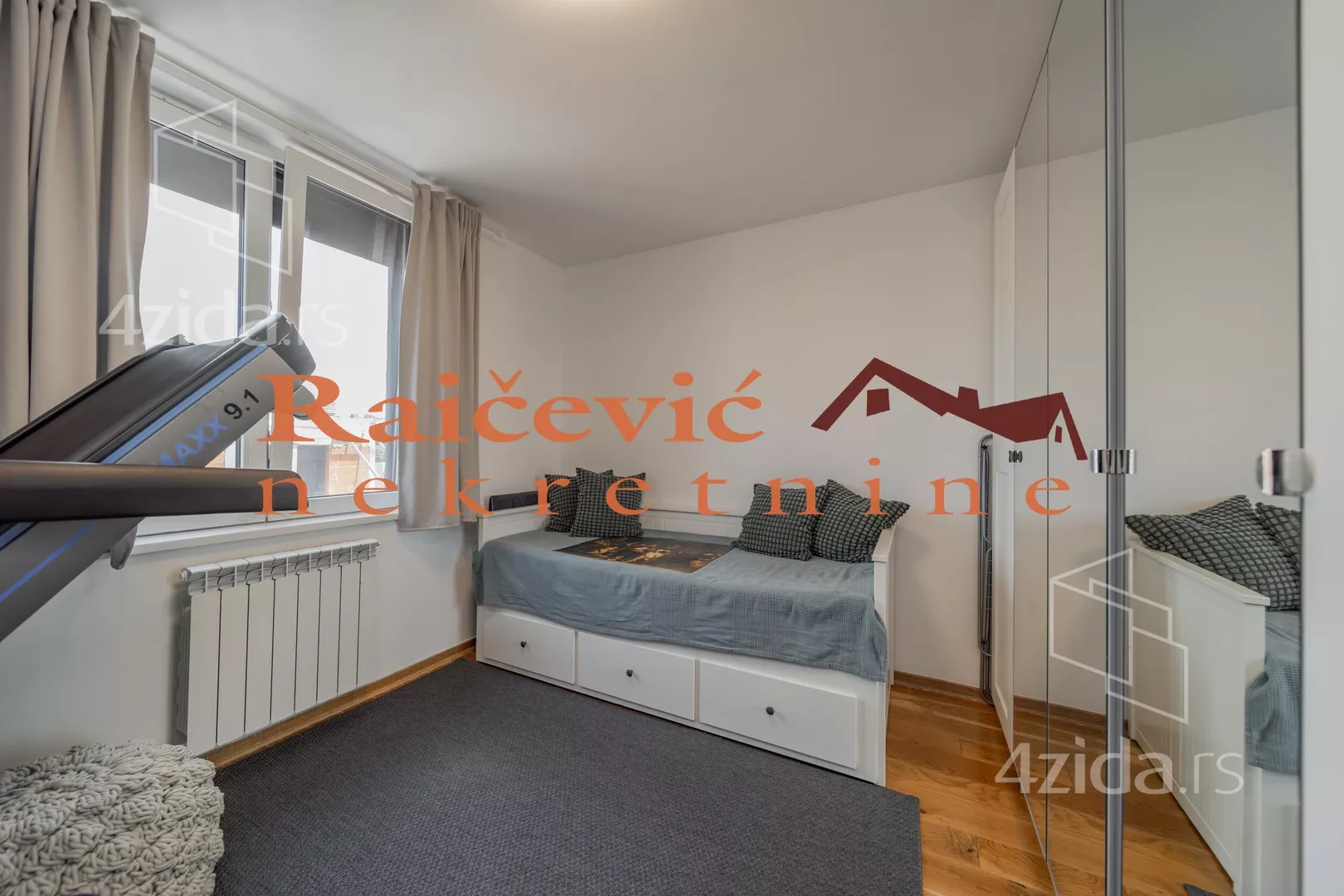 Četvorosoban stan | 4zida