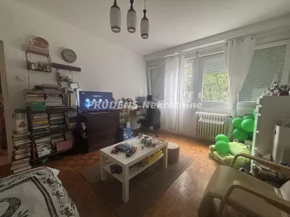 Ustanička | 4zida.rs