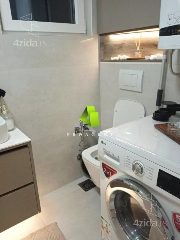 Dvoiposoban stan | 4zida