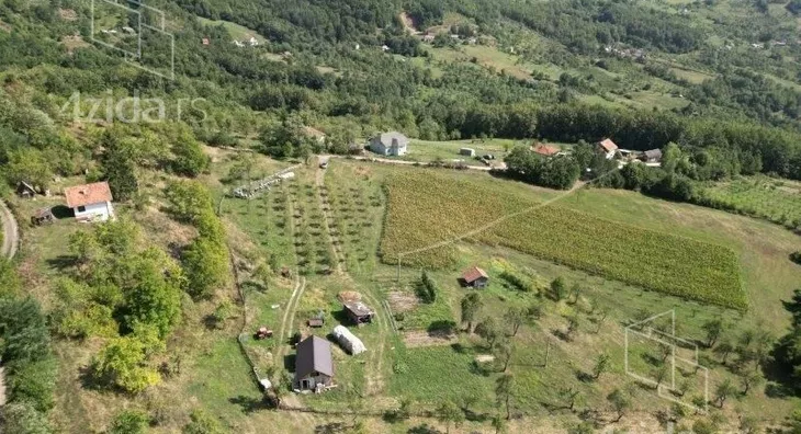 Plac | 4zida