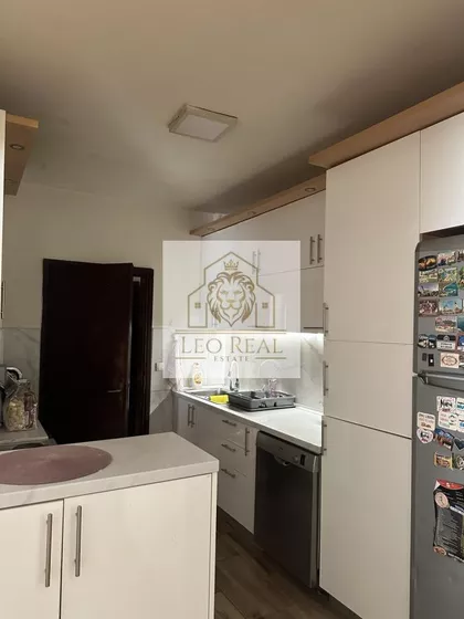 Surčin (mesto) | 4zida.rs