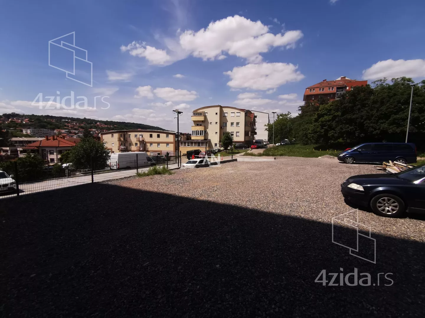 Garaža | 4zida