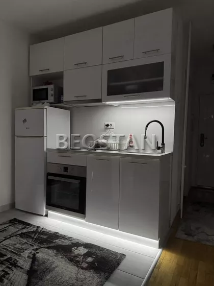 Antifasisticke Borbe | 4zida.rs