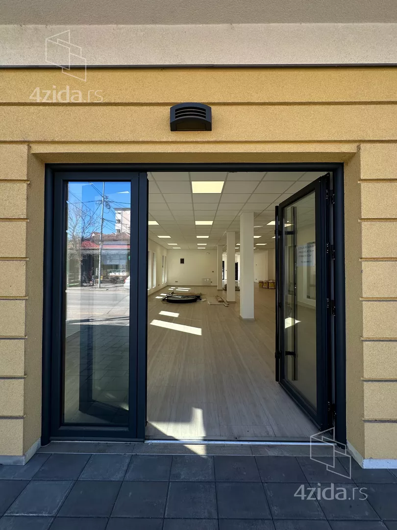 Lokal | 4zida