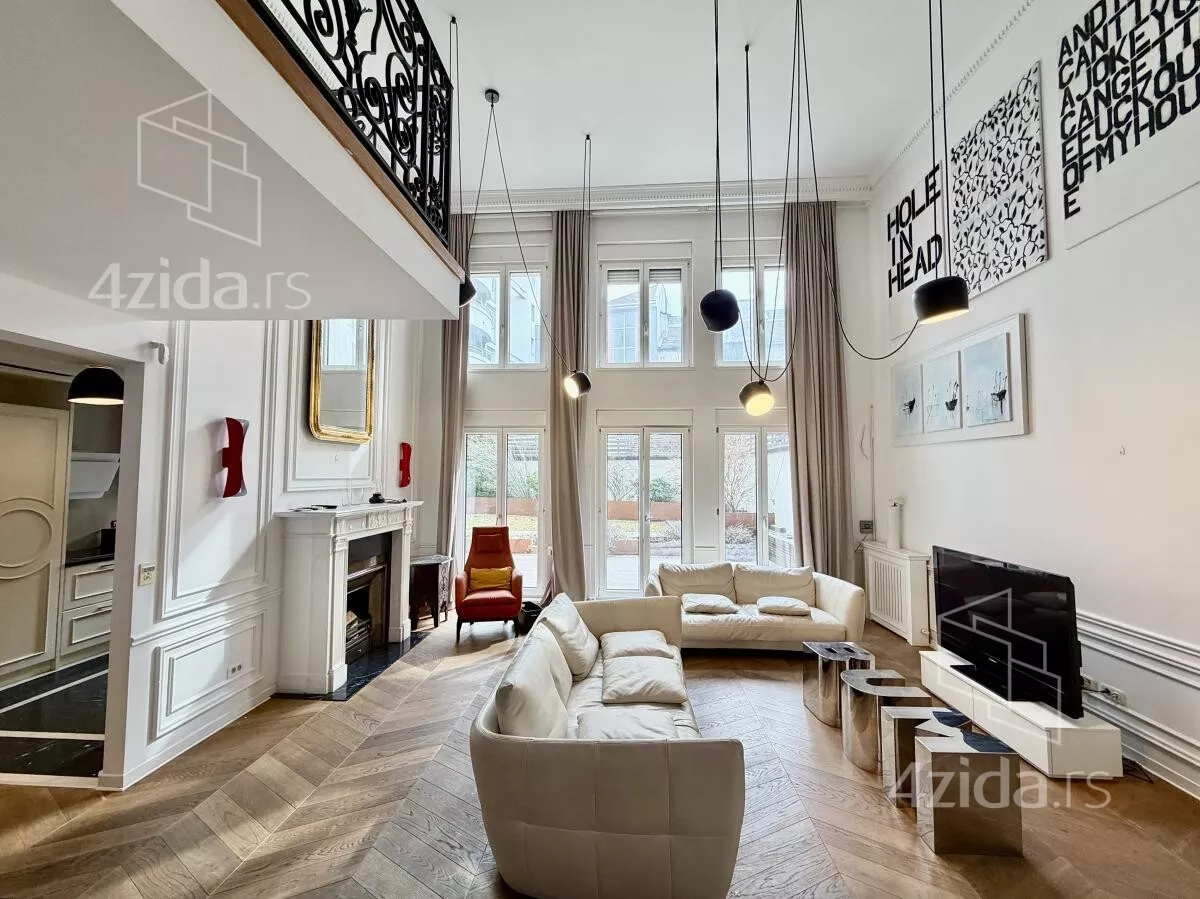 Petosoban stan | 4zida