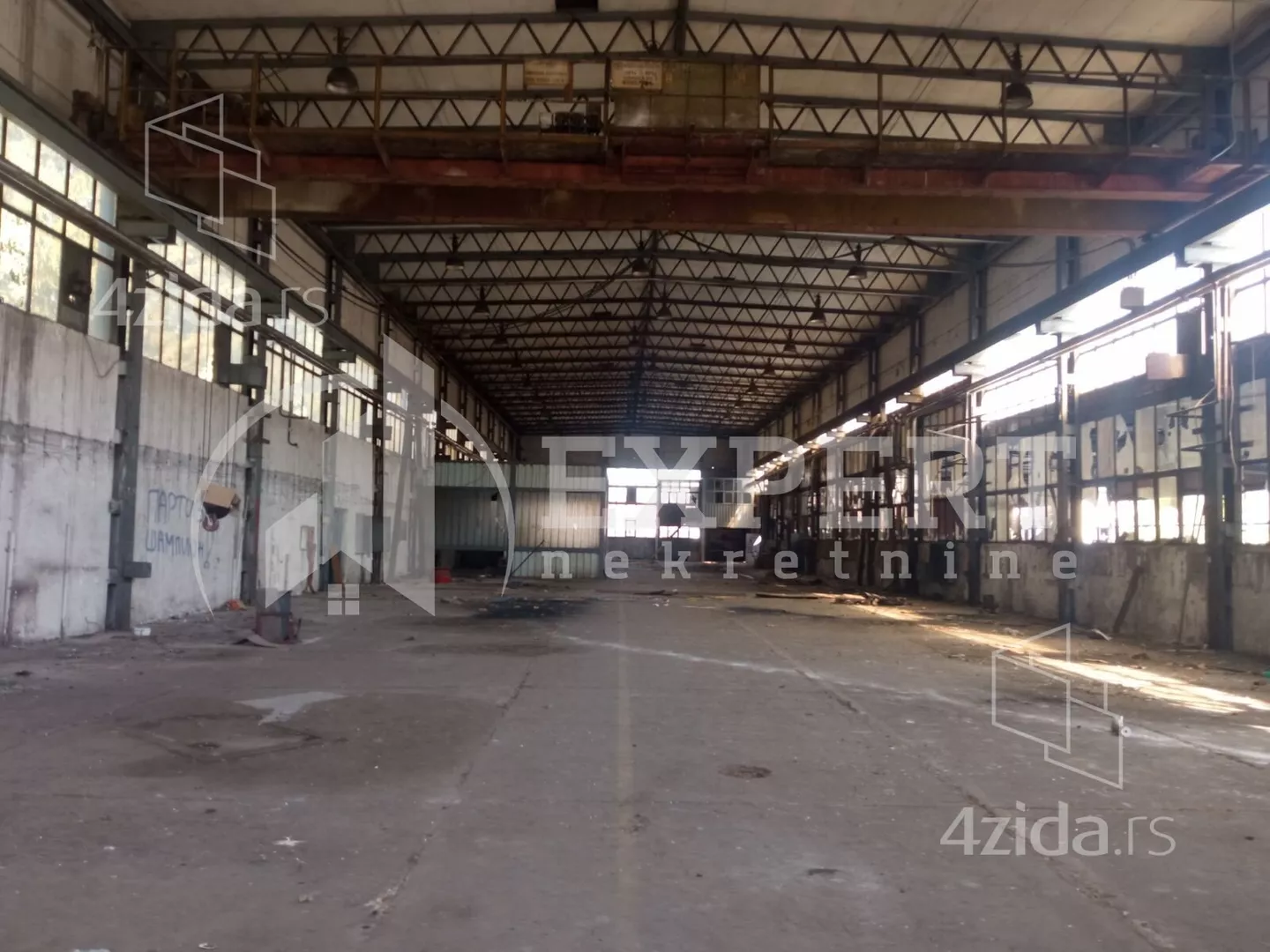 Lokal | 4zida