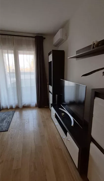 Tadije Sondermajera | 4zida.rs