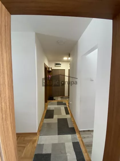 Hopovska | 4zida.rs