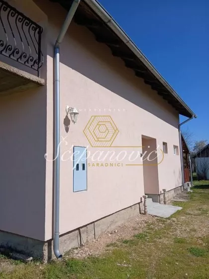 Tovariševo | 4zida.rs