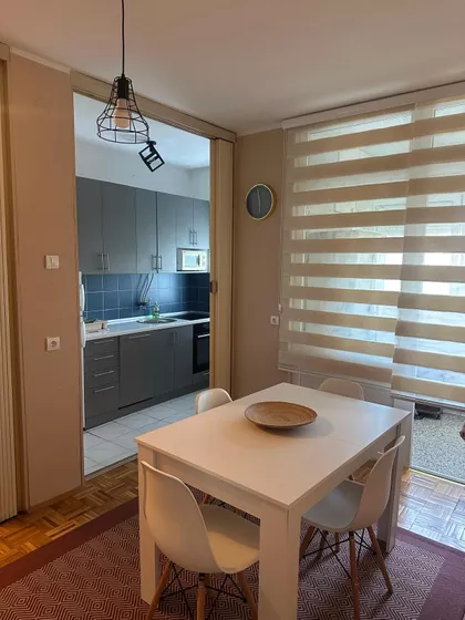 Bulevar Cara Lazara 9 | 4zida.rs