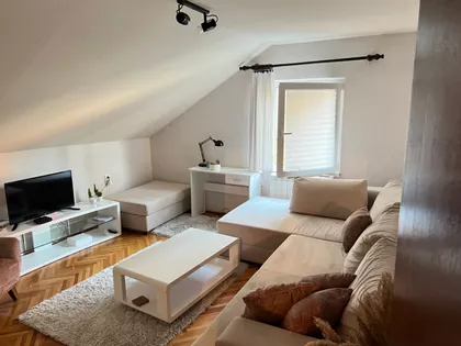 Dragana Nikitovića 24 | 4zida.rs