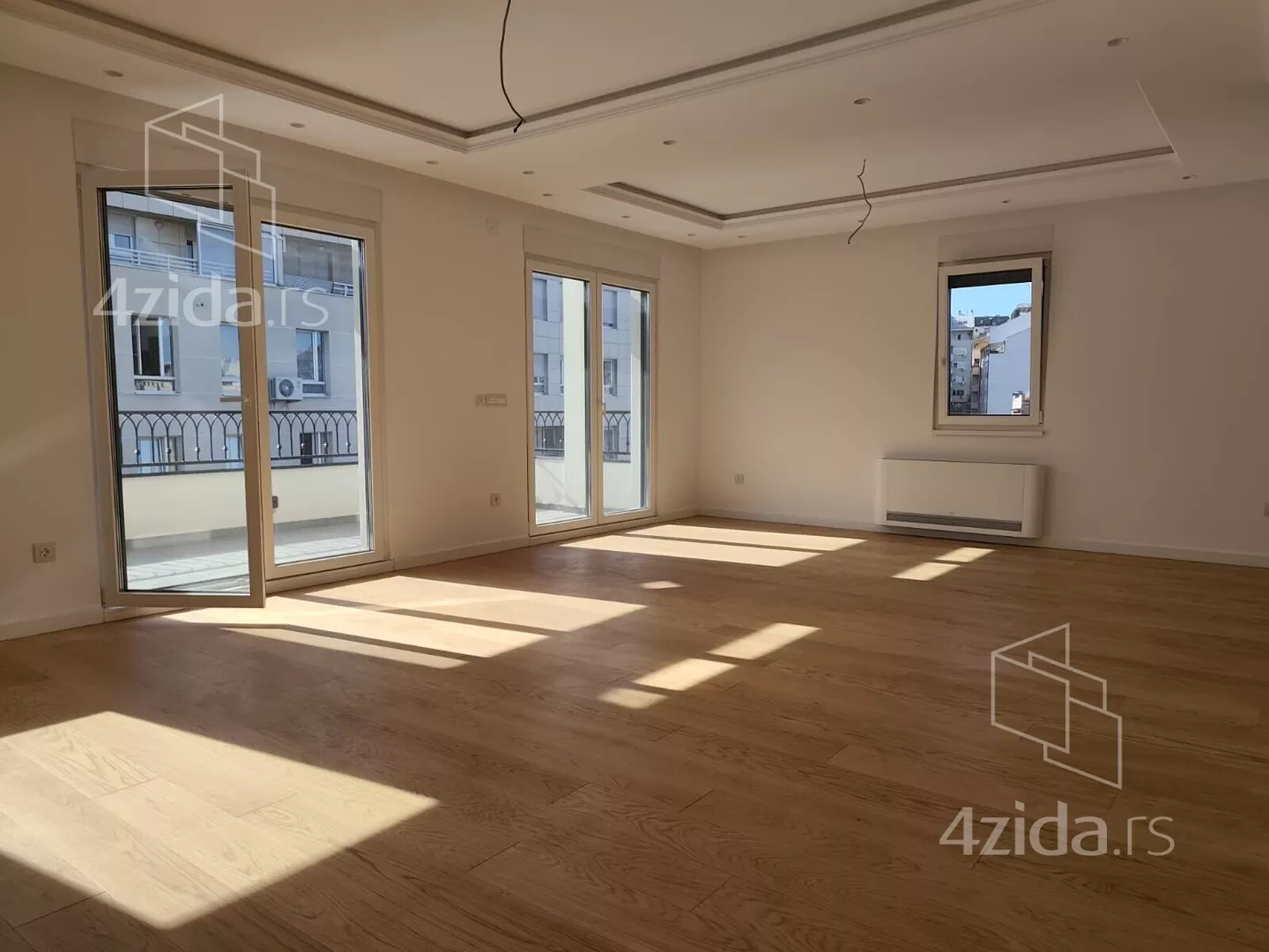 Petosoban stan | 4zida