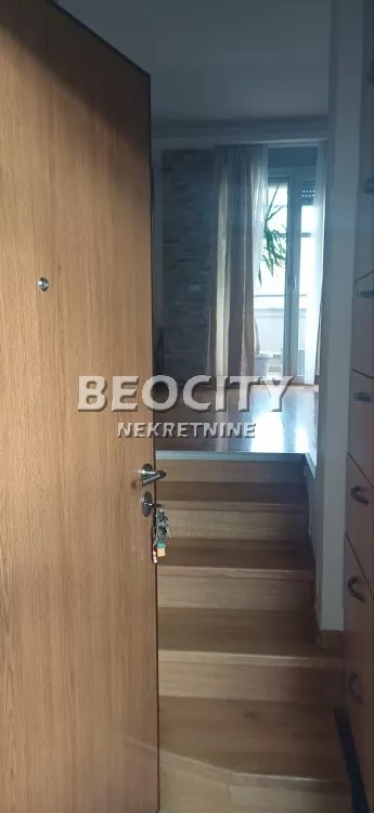 Kneza Višeslava | 4zida.rs