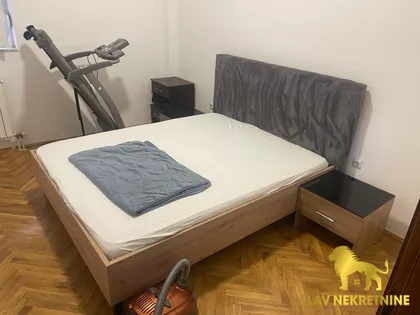 DANILA KIŠA | 4zida.rs