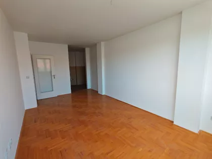 Bulevar Zona 3 | 4zida.rs