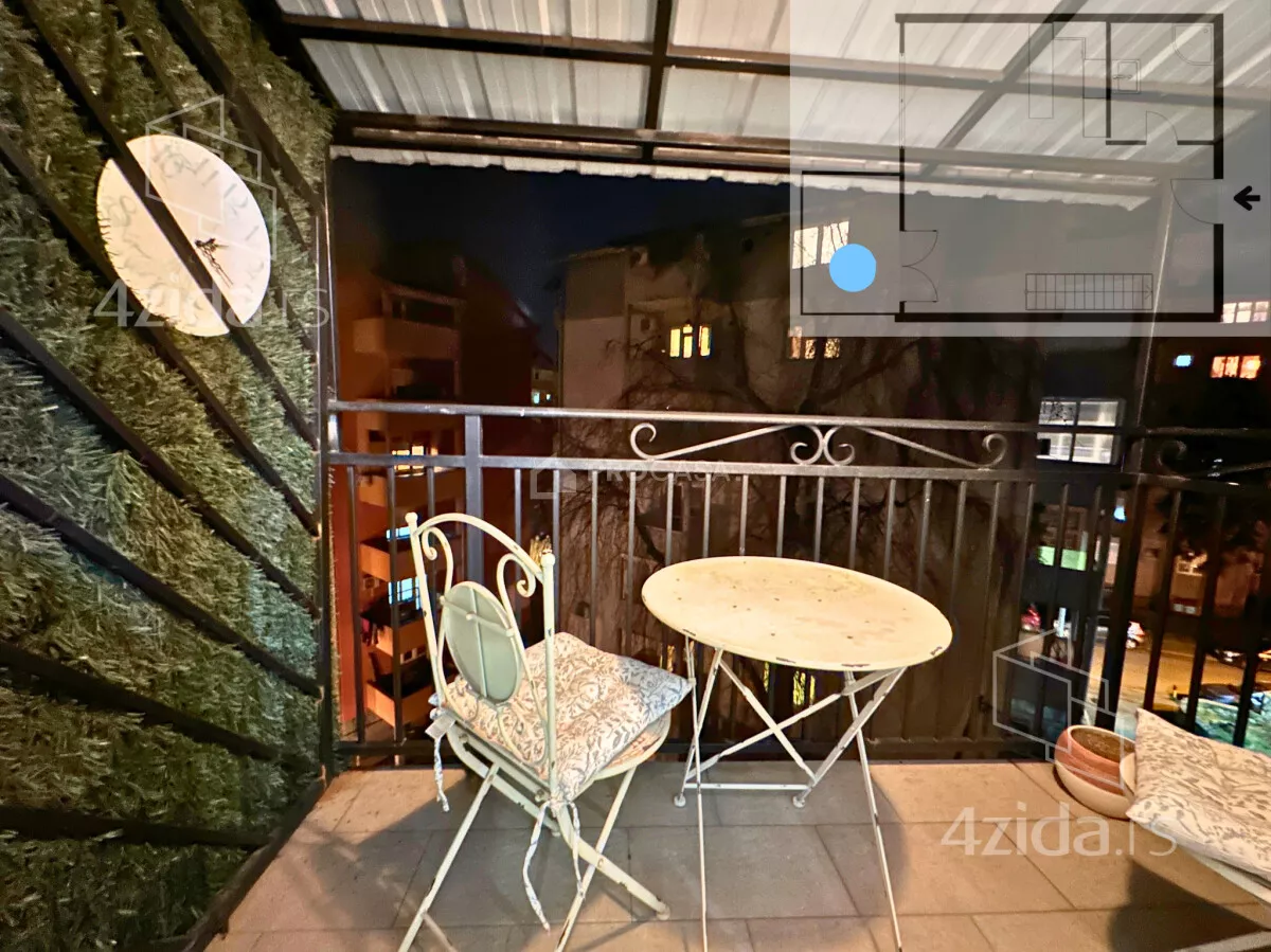 Jednoiposoban stan | 4zida