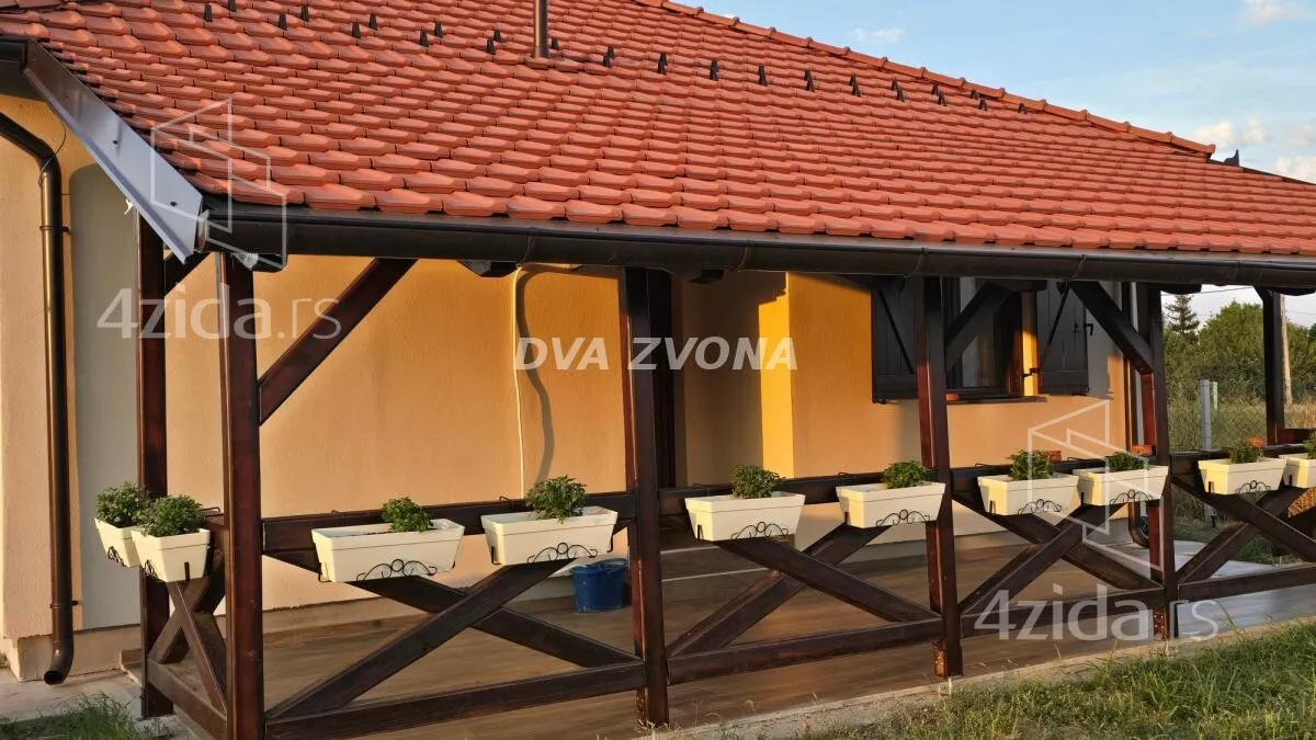 Kuća | 4zida