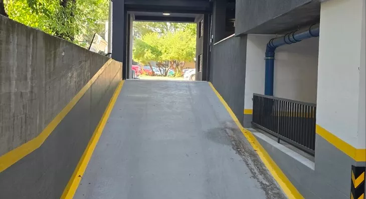 Garaža | 4zida