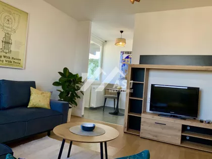 Šekspirova | 4zida.rs