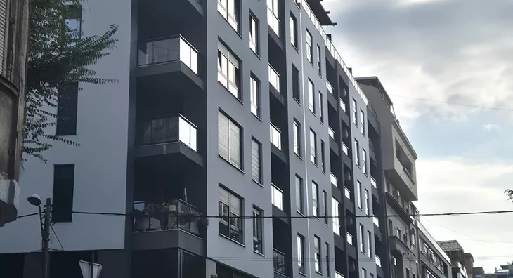 Lokal | 4zida