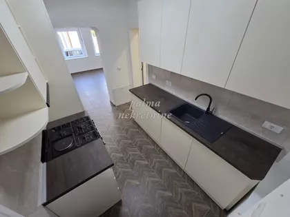 Centar preko Lepenice | 4zida.rs