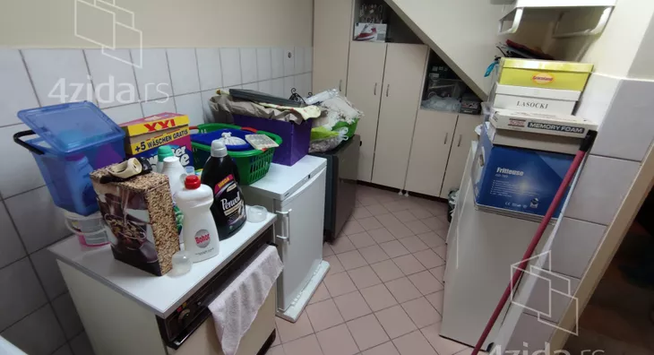 3-etažna kuća | 4zida