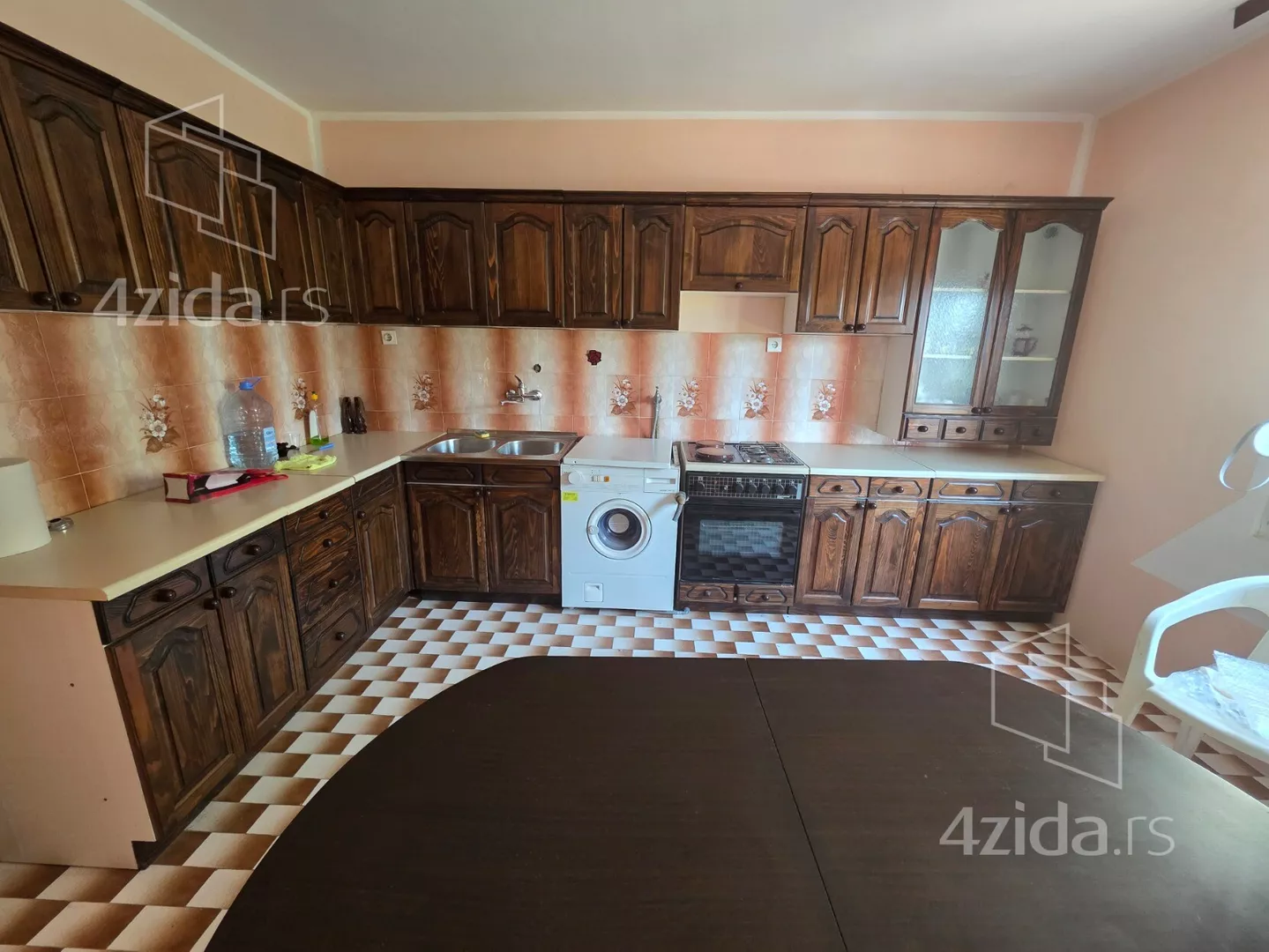 3-etažna kuća | 4zida