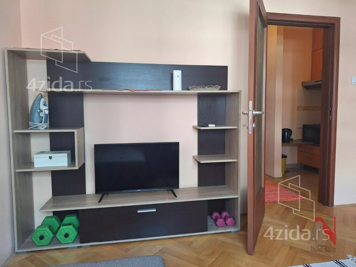 Garsonjera | 4zida