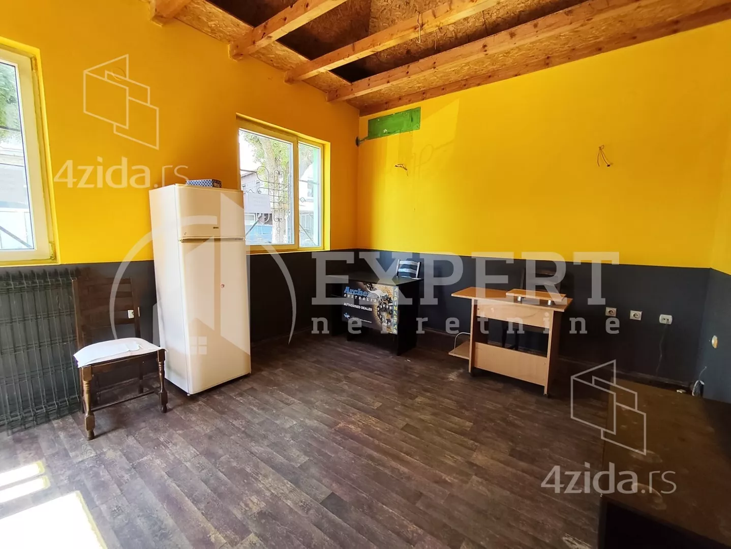 Lokal | 4zida