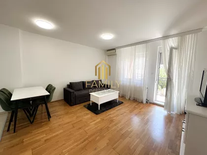 Janka Čmelika | 4zida.rs